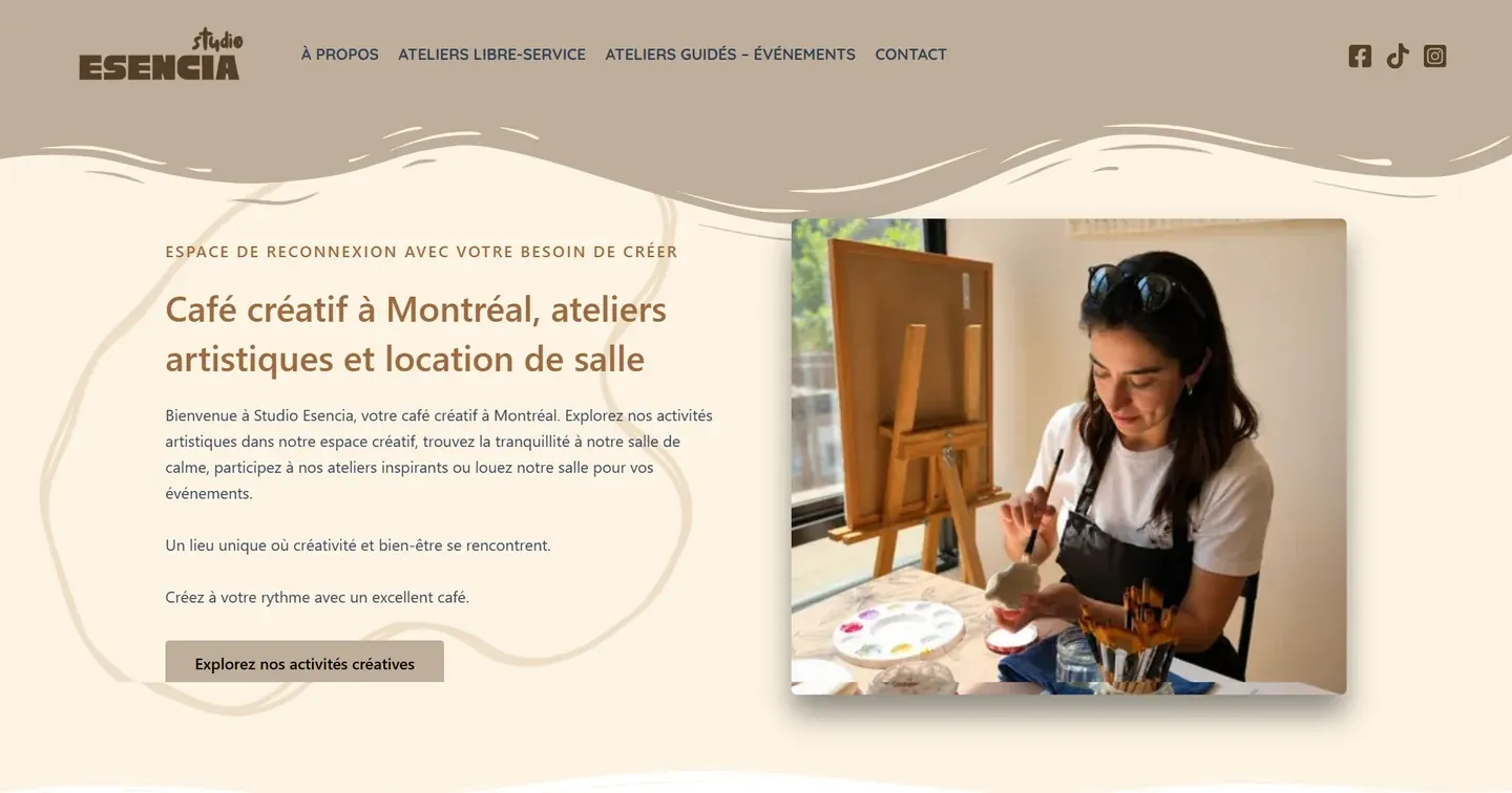 Le site du café créatif Studio Esencia à Montréal